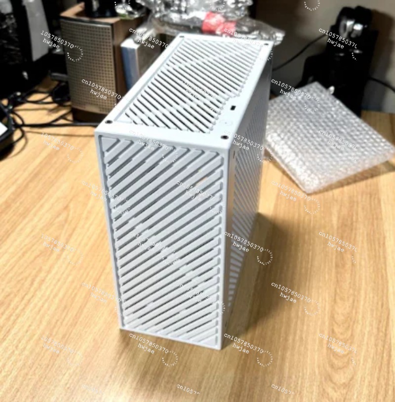 LP P6 ITX Case Aluminum CNC Mi - đánh giá và giá Sff Mini Itx Cnc Aluminum Chassis